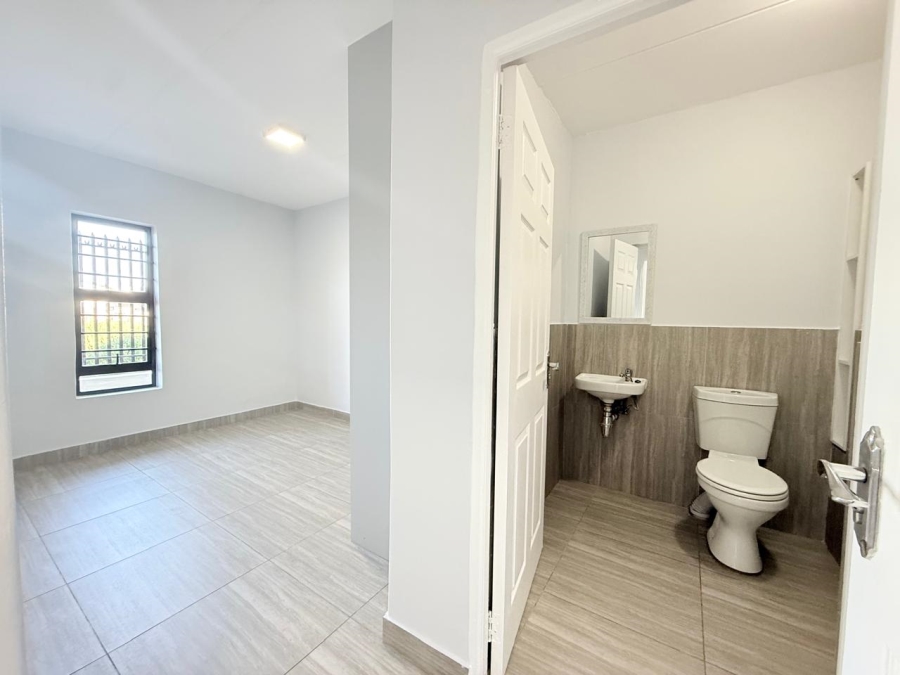 3 Bedroom Property for Sale in Parklands North Western Cape